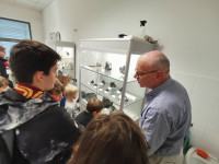 Ministranci w Muzeum Ziemi