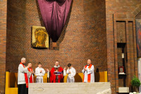 Wielki Piątek 2025 - Liturgia Męki Pańskiej