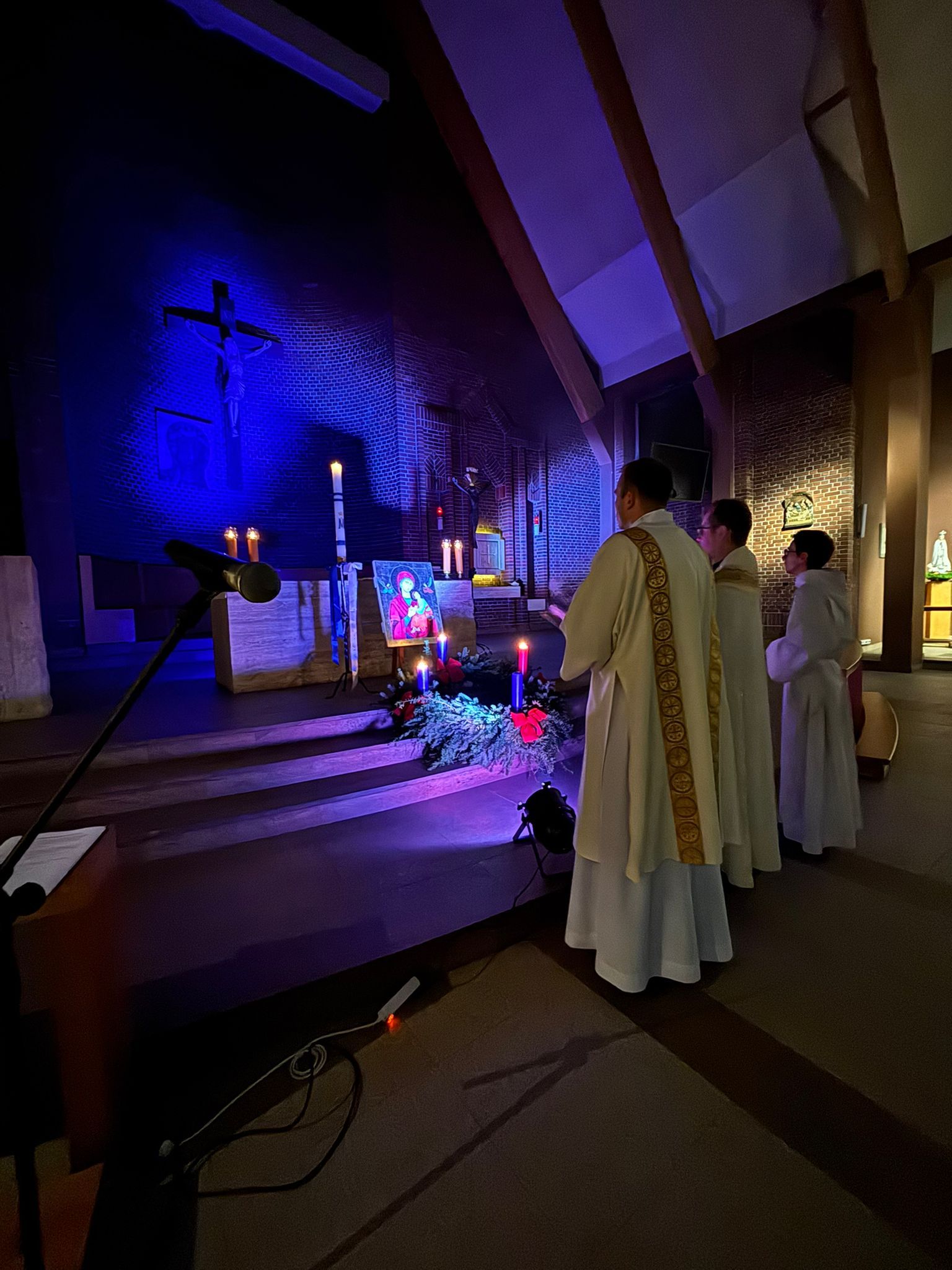 Akatyst ku czci Bogurodzicy, w wykonaniu naszego Chóru Parafialnego