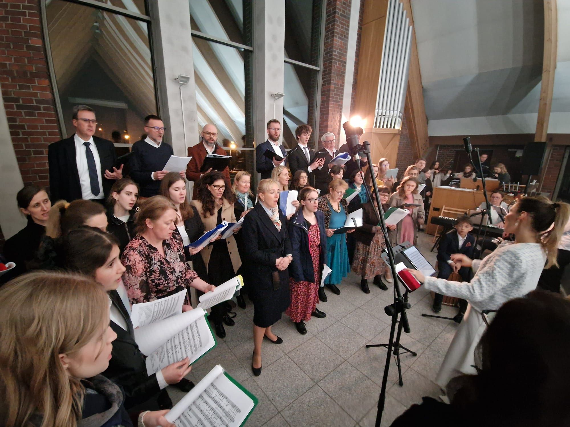 Zajawka fotorelacji z Triduum Paschalnego